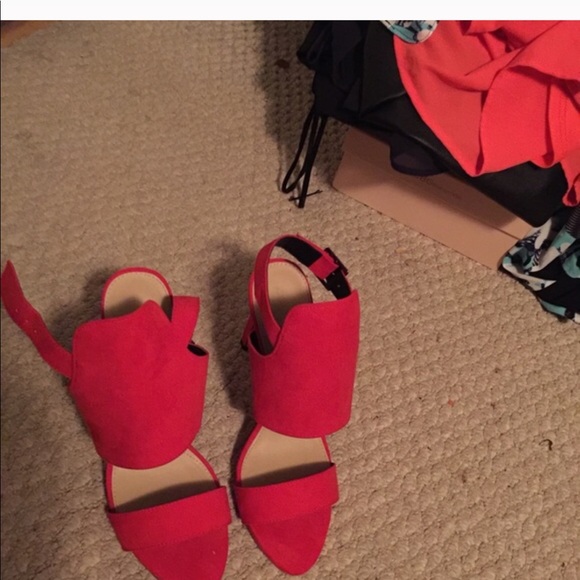 Red Zara Sandals/Pumps - Picture 2 of 4